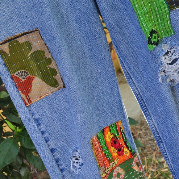The "Shay" Jean| Levi's | Upcycled  Kantha  Boho | - Picture 7 of 8